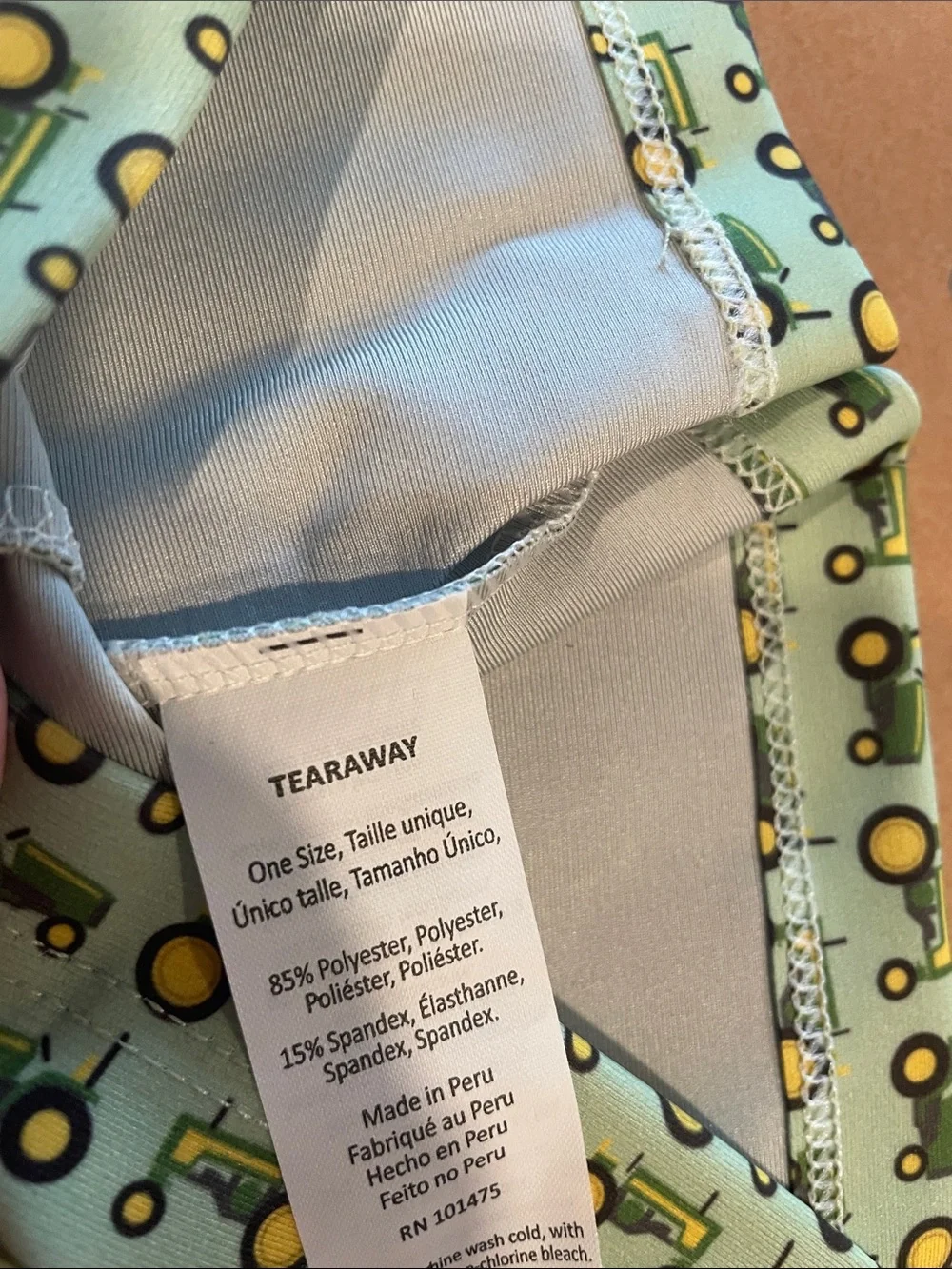 John Deere Green Neck Gaiter with all-over Tractor Print OSFM NWT